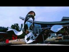 Escultura de Aço Inoxidável