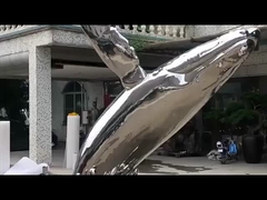 Escultura de Aço Inoxidável