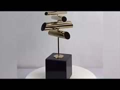 Escultura de Aço Inoxidável