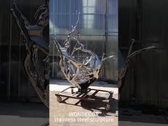 Escultura de Aço Inoxidável